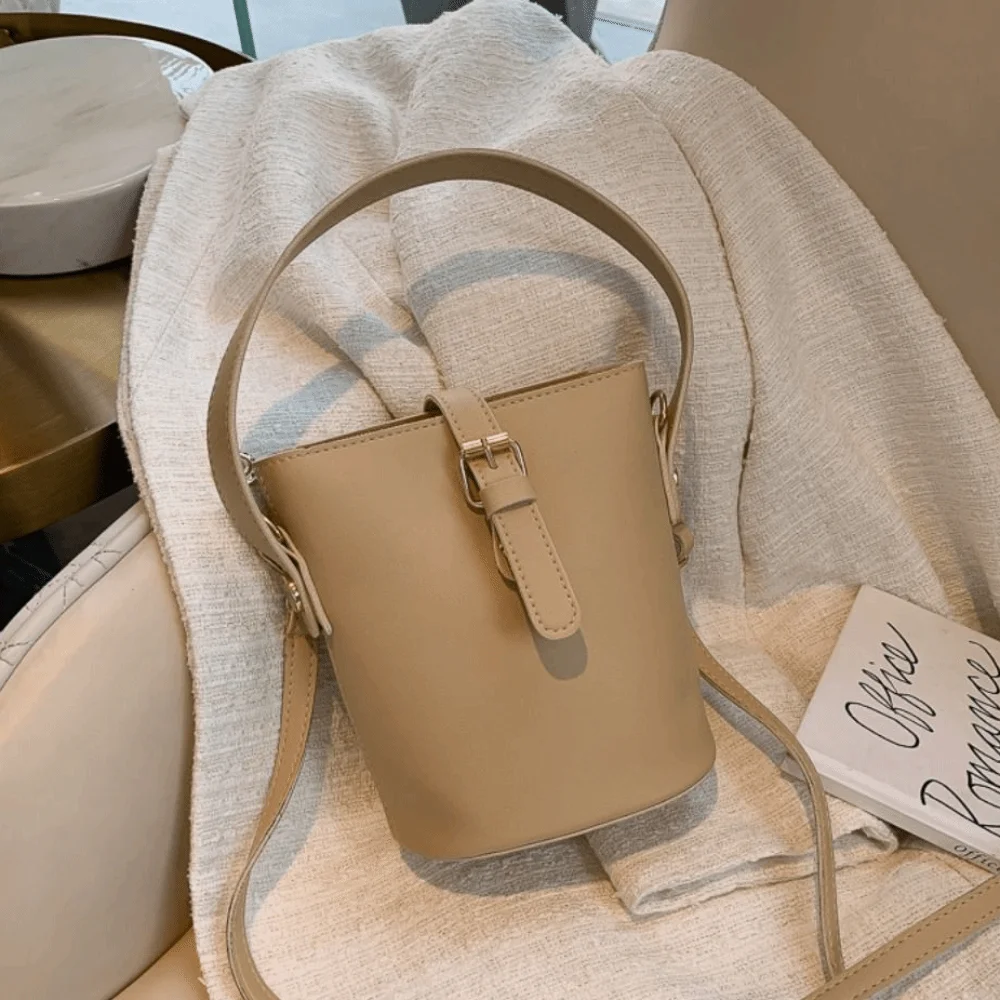 الحد الأدنى تصميم تحت الإبط حمل حقيبة بو الجلود بلون الحلو حقيبة كتف الكورية نمط سستة حقيبة يد فاخرة سيدة #4