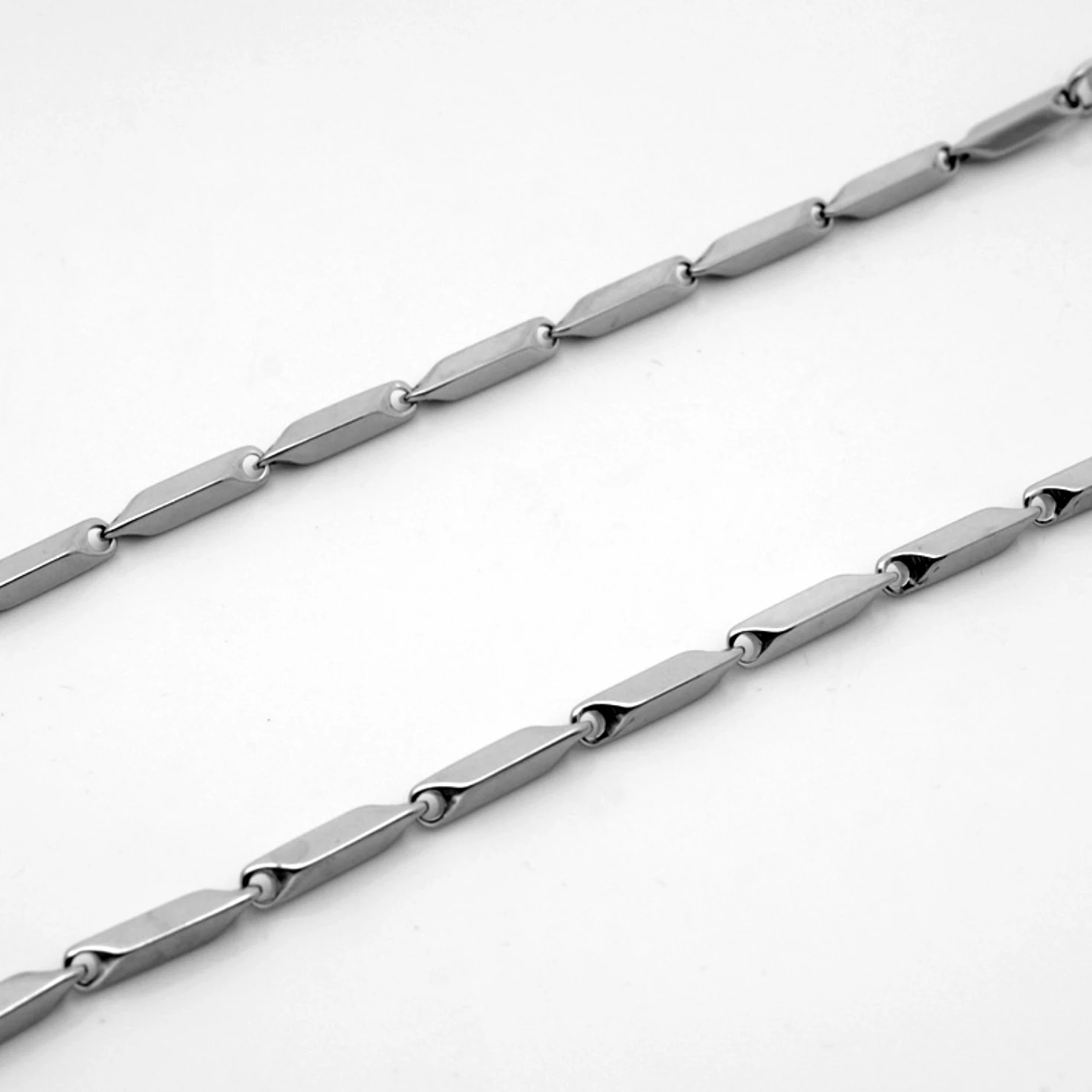 REGELIN Titanium Steel 45/50/60/70/cm Length 316 Stainless Steel Chain Lobster Clasps Simple Chains Necklace for men and women