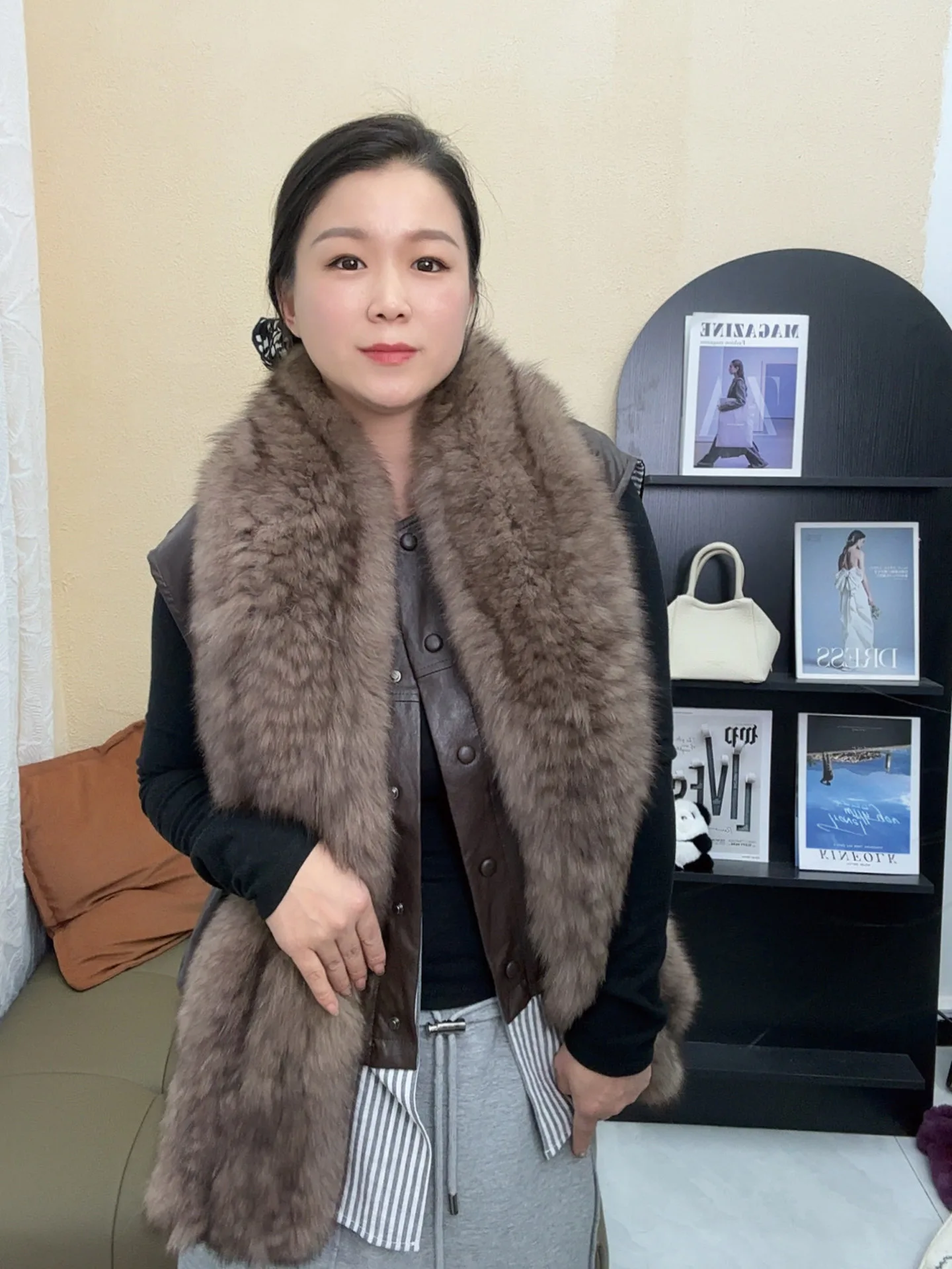 New woven double-sided fox fur fur scarf for women, long scarf for winter warmth, Korean-style elegant silver fur collar