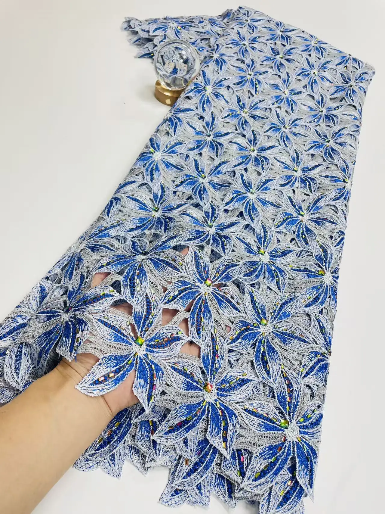 

Гипюровая кружевная ткань 2026, кружевная ткань с нигерийскими камнями, тяжелая ручная работа, расшитая бисером, роскошная французская вышивка для свадьбы, новейший стиль H131-1