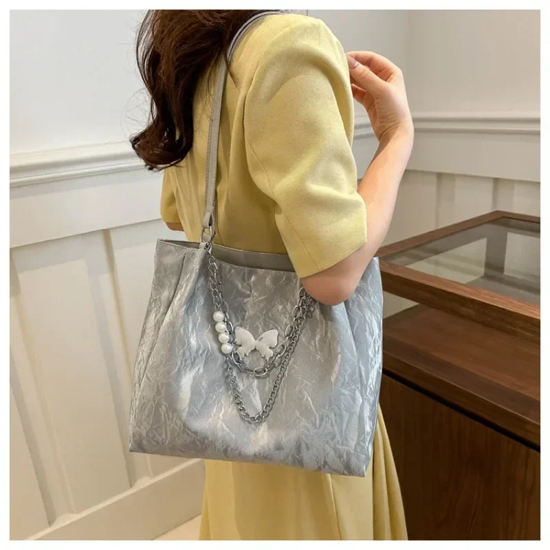 

2025 Women's Silver Tote Bag Large Capacity Adjustable Strap Shoulder Purse for Work School Daily Commute Handbag