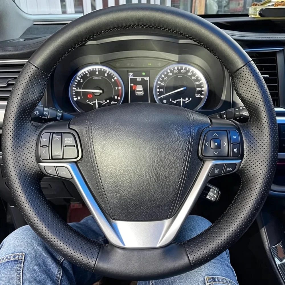 Handgenähter schwarzer perforierter Kunstleder-Lenkradbezug 2014-2019 Sienna 2015-2019 für Toyota Highlander.