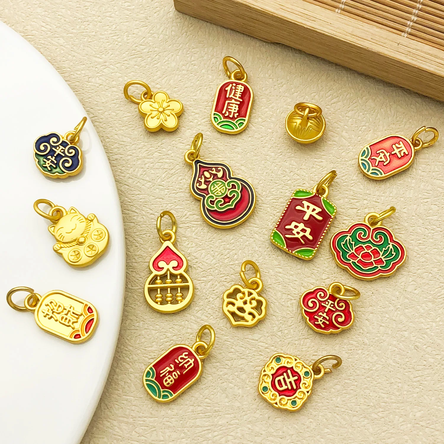 Mix 15pcs of Antique Matte Golden Chinese Style Series, DIY Necklaces, Earrings and Jewelry to Make Fashionable Accessories.