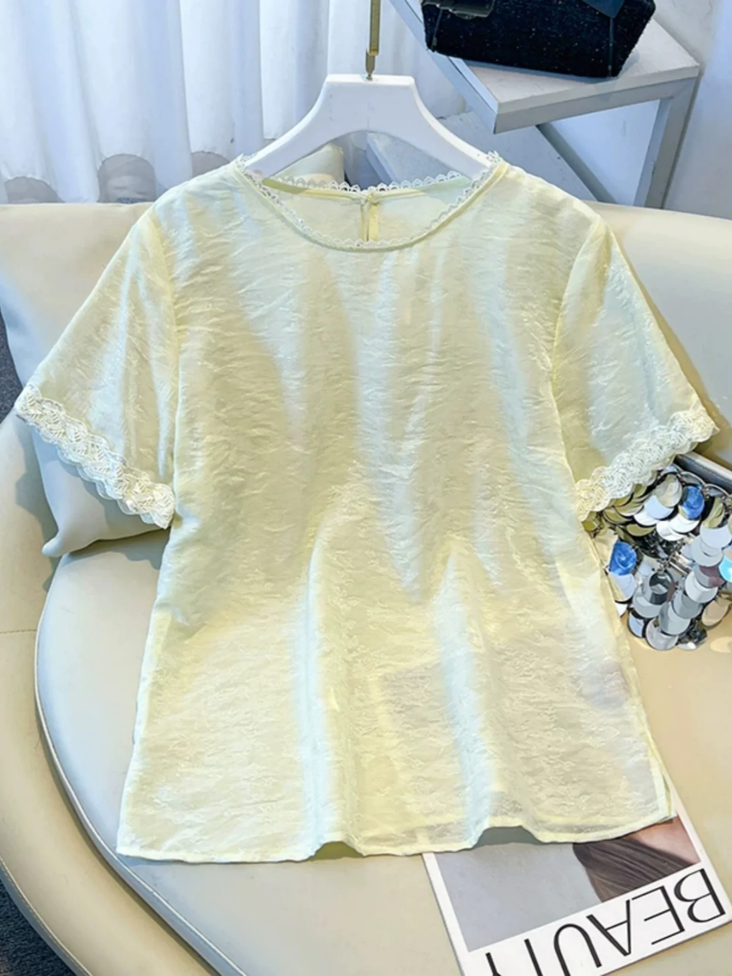 

Lace Trim Short Sleeve Chiffon Shirt Women's Summer plus Size Slimming High-End Design Floral Embroidery Top Korean Style Loo...