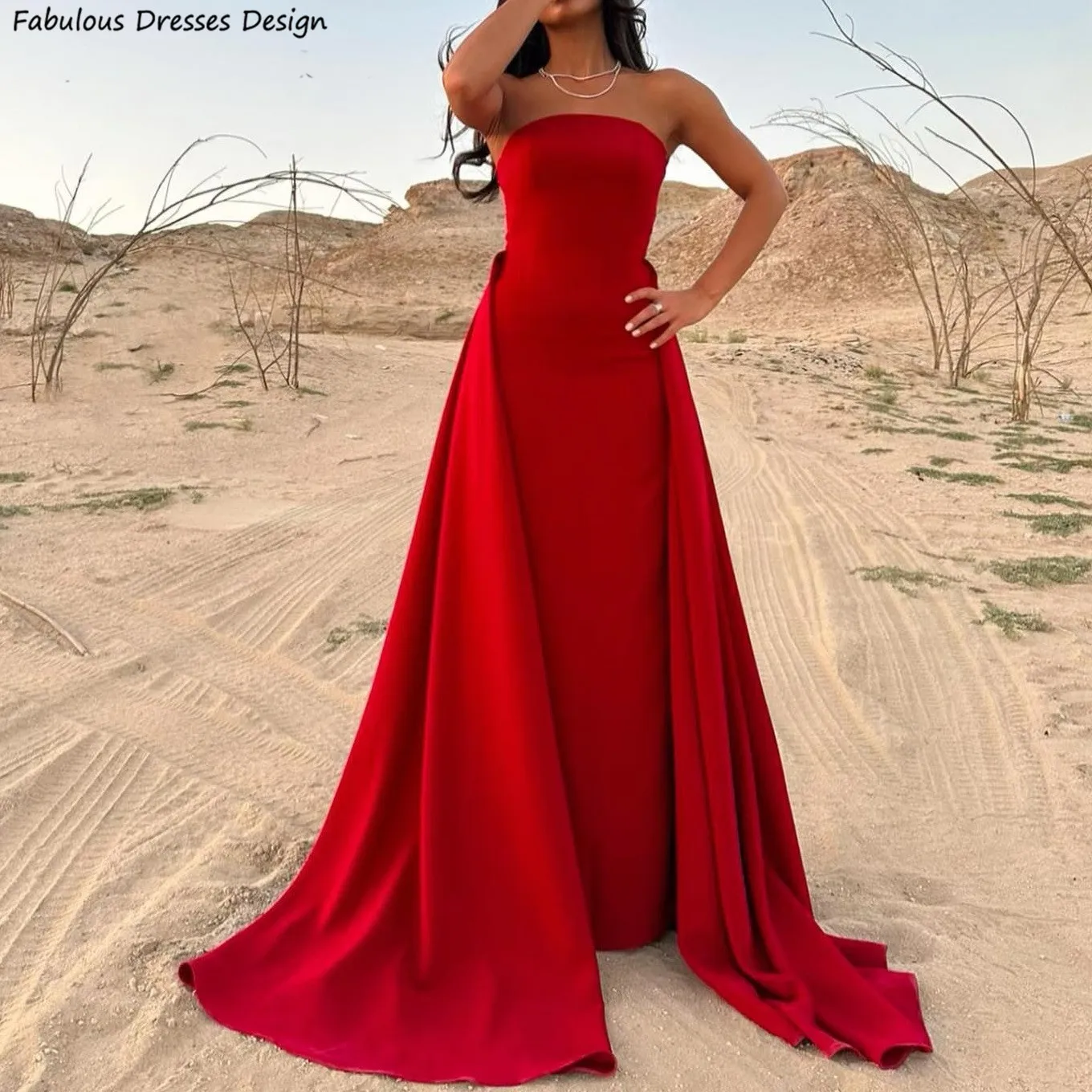 

Elegant Red Mermaid Long Bridesmaid Dresses Strapless Boat Neck Sweep Train Prom Party Gown For Women Wedding Guest Dress