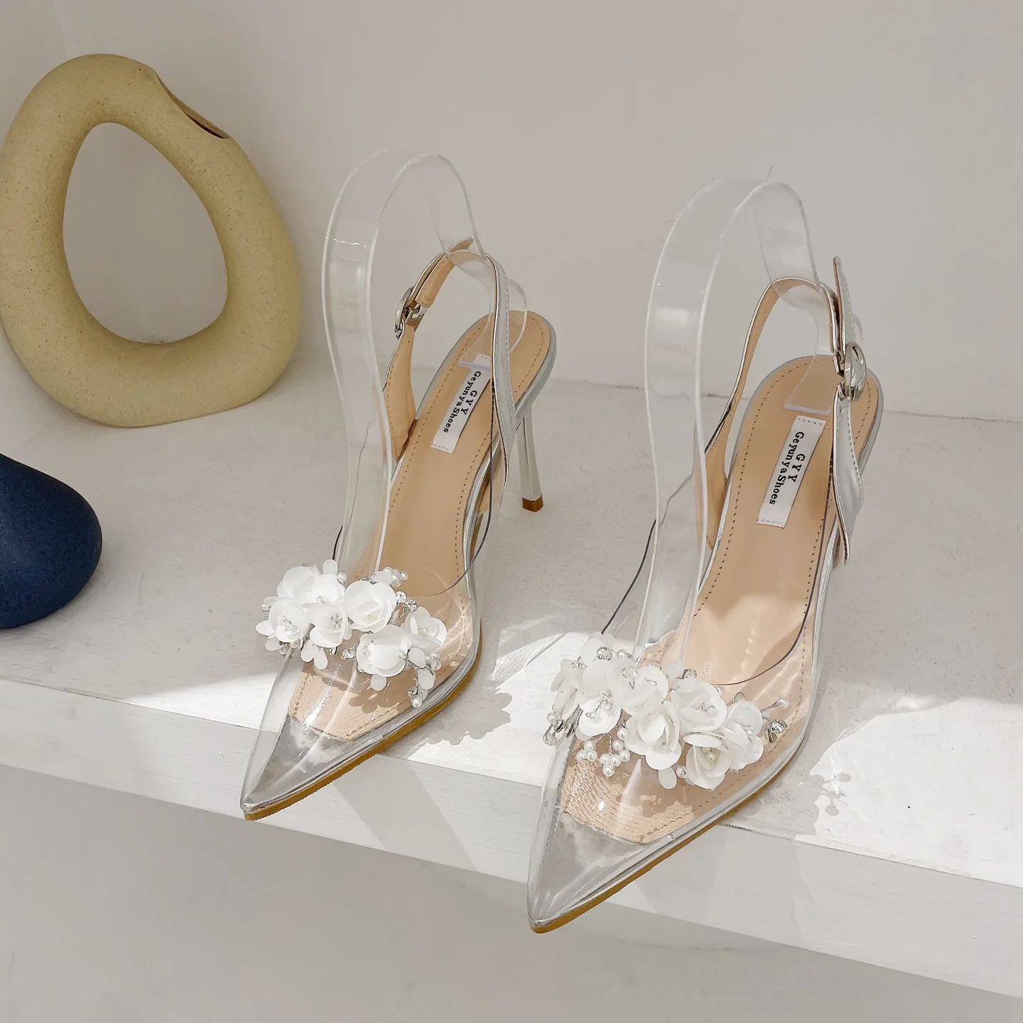

Street Style Pointed Toe Women Pumps Sexy Clear Perspex High Heels Shoes Designer Wedding Banquet Sandals Zapatos De Mujer