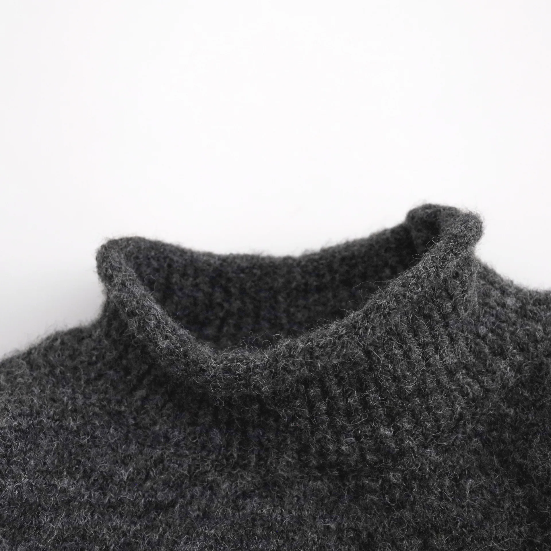 Herbst Neue Kinder Pullover Rollkragen Mädchen Strickwaren Nette Ente Gestickte Jungen Stricken Pullover Kinder Kleidung – Detail 4