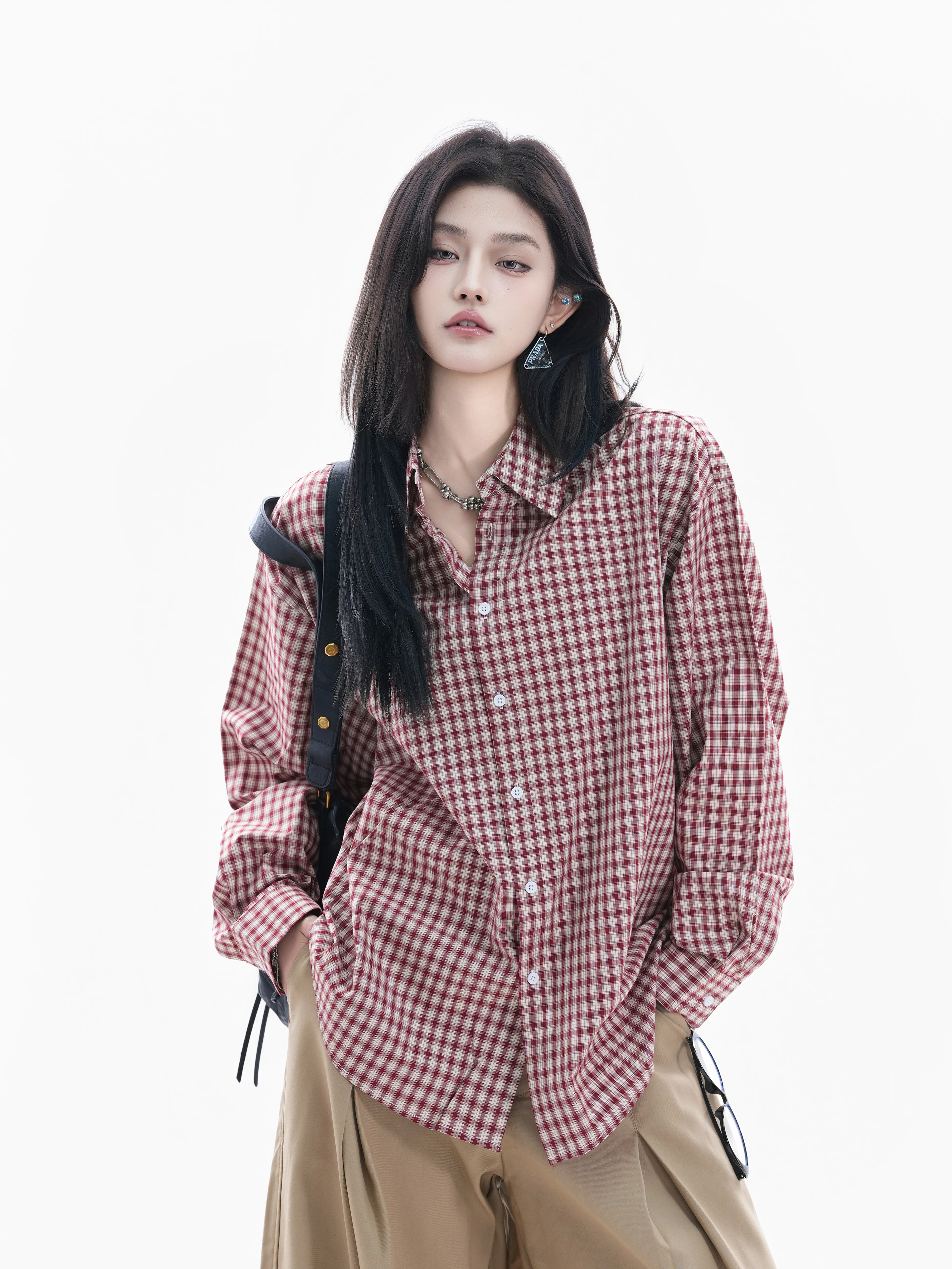 

American Retro Plaid Loose Women's Shirt Couple Casual Shirt Design Sense Layering Slimming Effect Small Ball Cotton Shirt