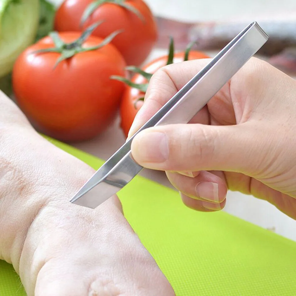 

Fish Bone Tweezer Stainless Steel Handmade Precision Beveled Tip Clip Flat Tweezer Dishwasher Safe for Fish Bone Removal