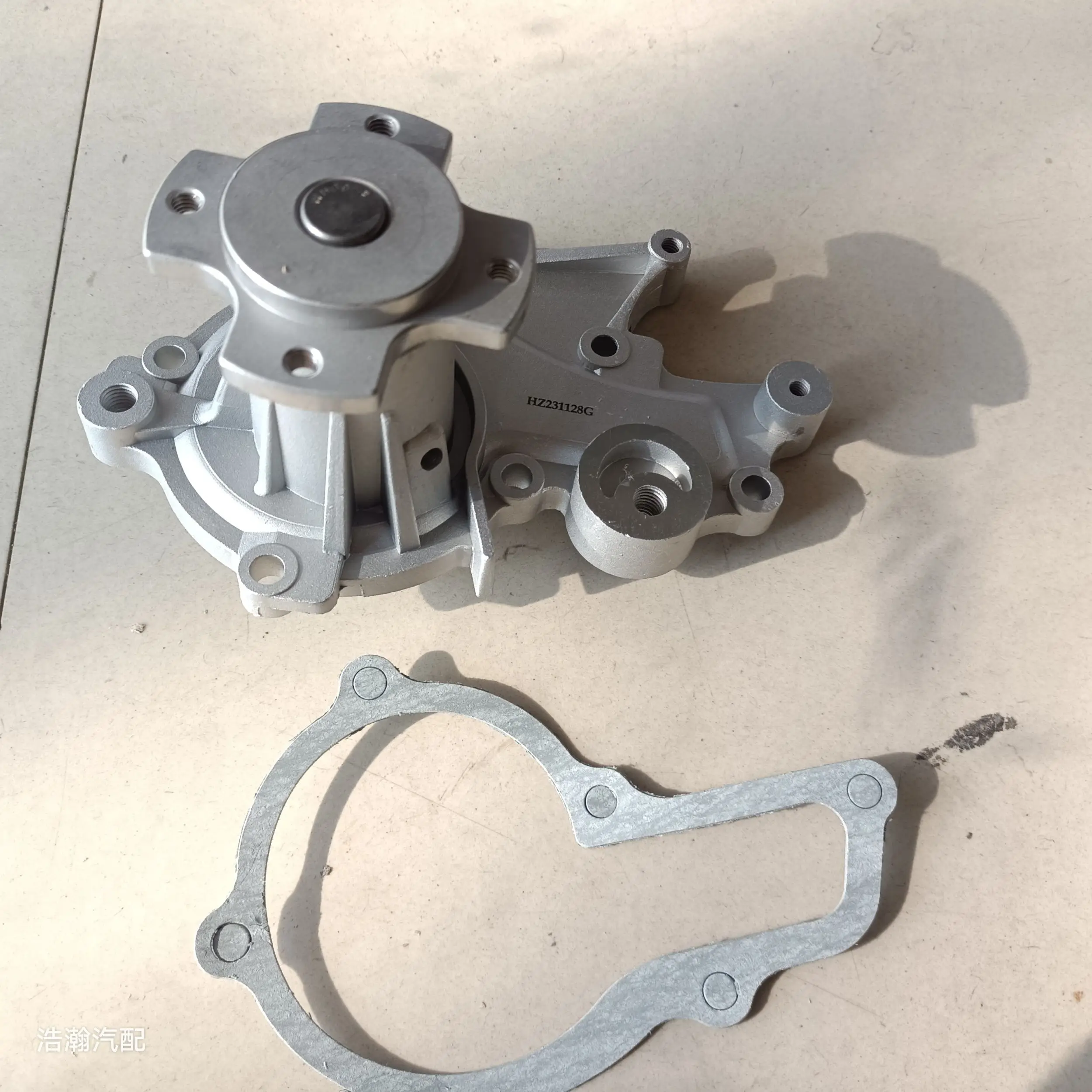 

Водяной насос EQ474i. 1307010 Для DFSK Sokon Changan Engine 1300cc Mini Bus Truck Van Cargo