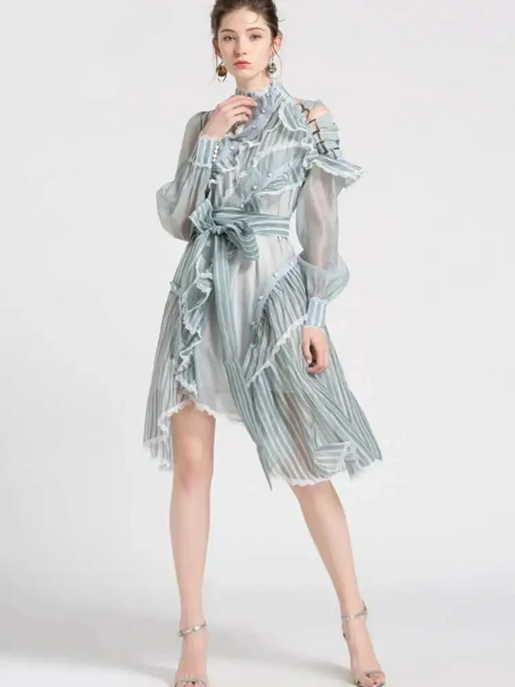 Sukienka damska asymetryczna z kokardą z organzy, metalowym guzikiem, na wybieg, nowa, stójka, długi bufiasty rękaw, moda jesień 2025, jesień 2025 2F0289