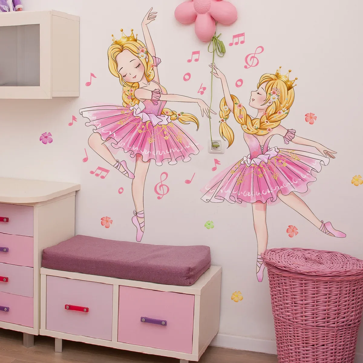 Dancing Ballet Girl Wall Stickers for Children Cartoon Girl Dancer Wall Decals for Kids Rooms Girl Bedroom Vinyl Wall Decorative