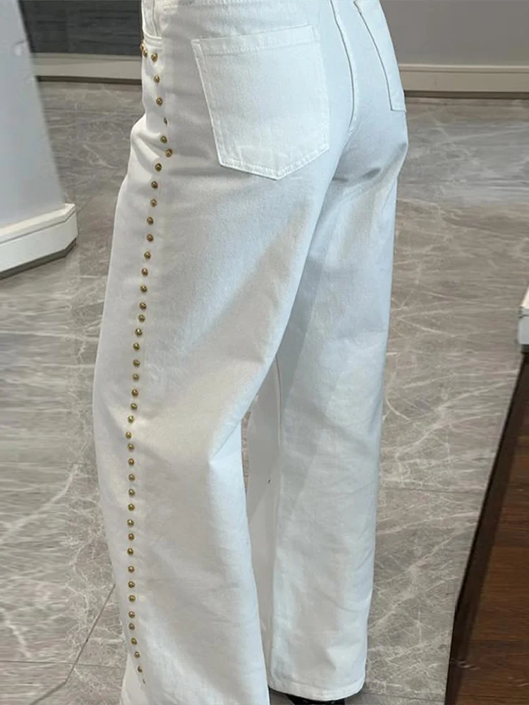 Pantalones vaqueros blancos a la moda para mujer, pantalones holgados de pierna recta de cintura alta con tachuelas de cuentas doradas, pantalones informales elegantes para mujer