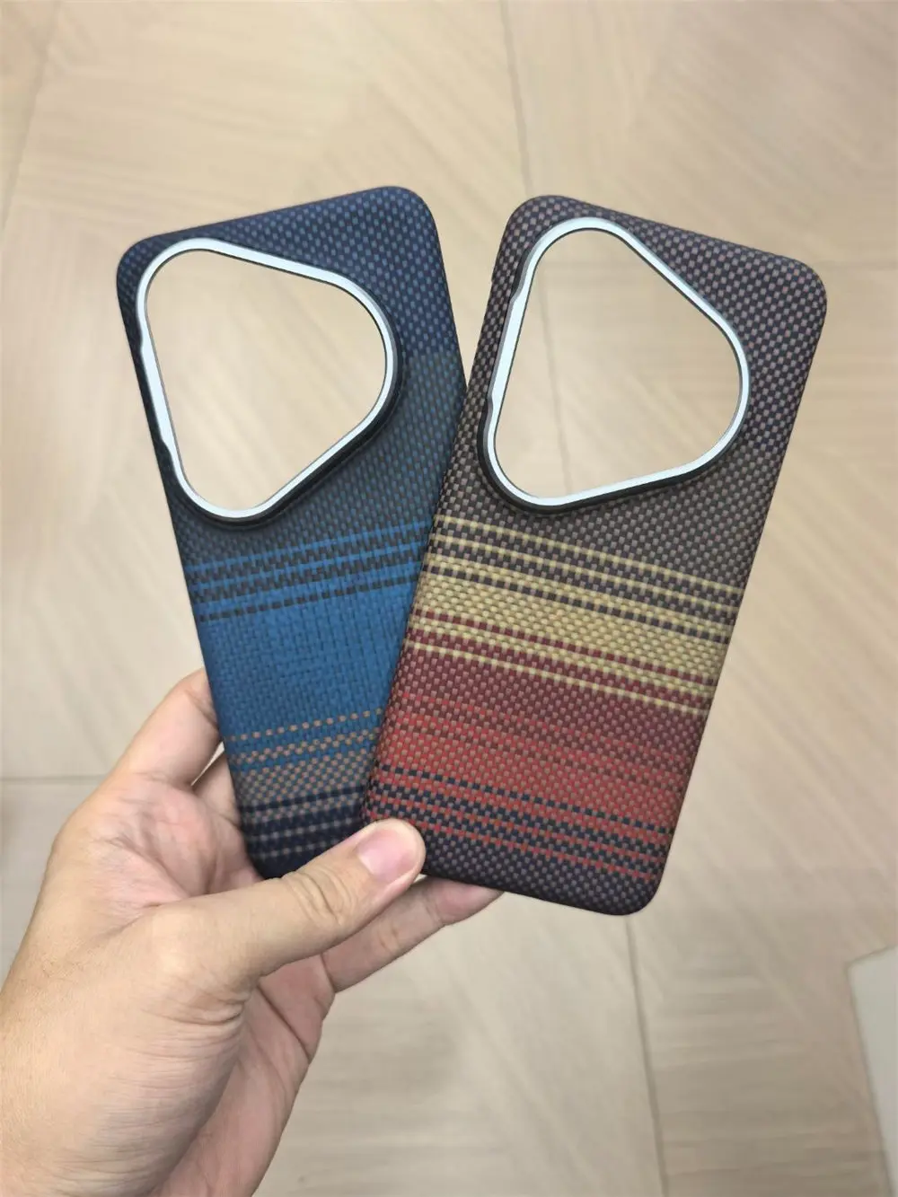 

Тонкий магнитный чехол из натурального арамидного углеродного волокна для Huawei Pura 80 Ultra Magsafe, задняя крышка