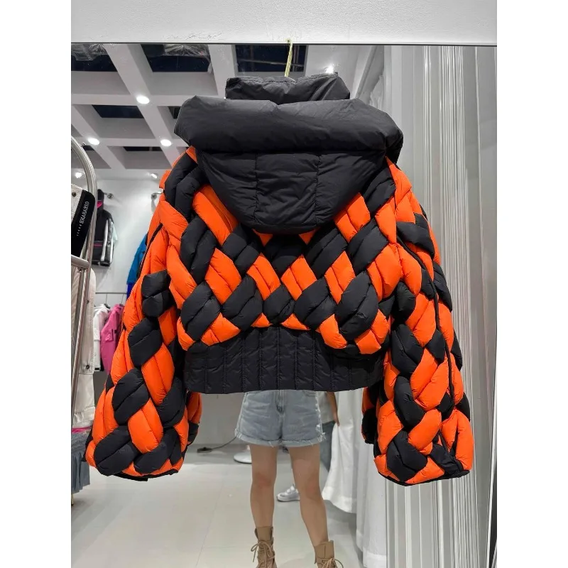 Luxus Winter Neue Daunenjacke für Frauen Europäische Kurze Ente Daunenjacke mit Kapuze Verdicken Wärme Trendy Vielseitige Streetwear