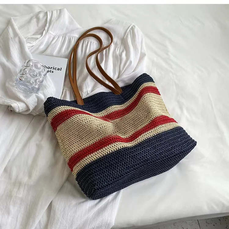 Fashionable Street Trend Woven Contrasting Stripes Beach Resort Style Straw Tote Large Capacity Women\'s Bag