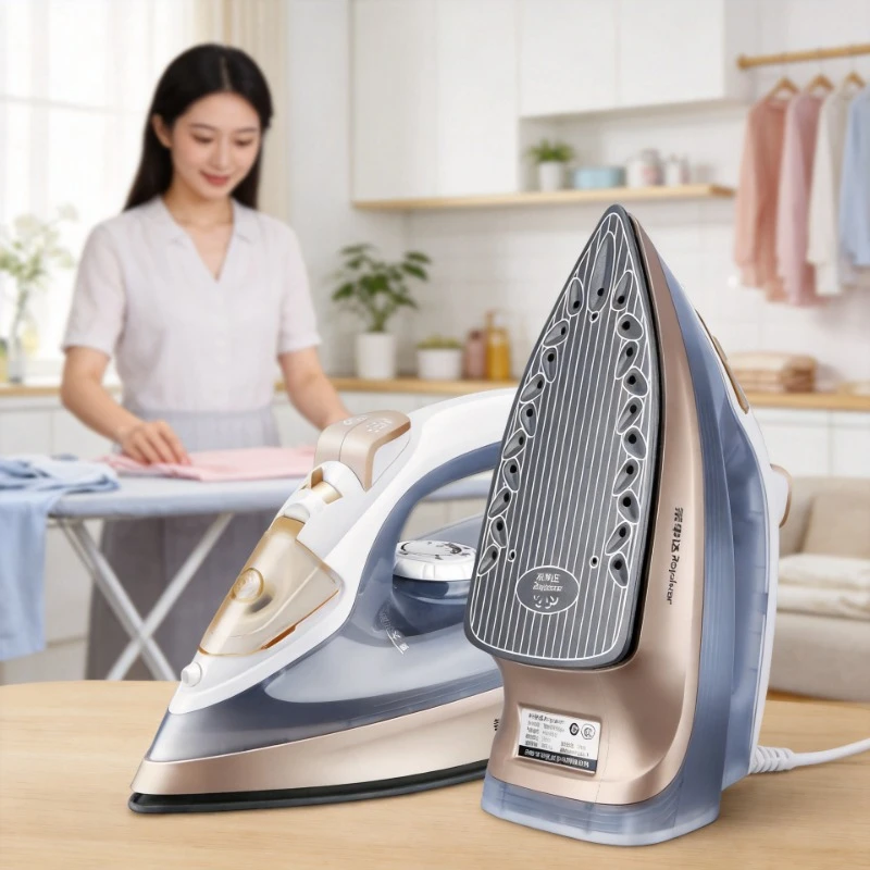 High Power Steam Electric Iron Household Mini Portable Hanging Garment Steamer for Clothing Ironing