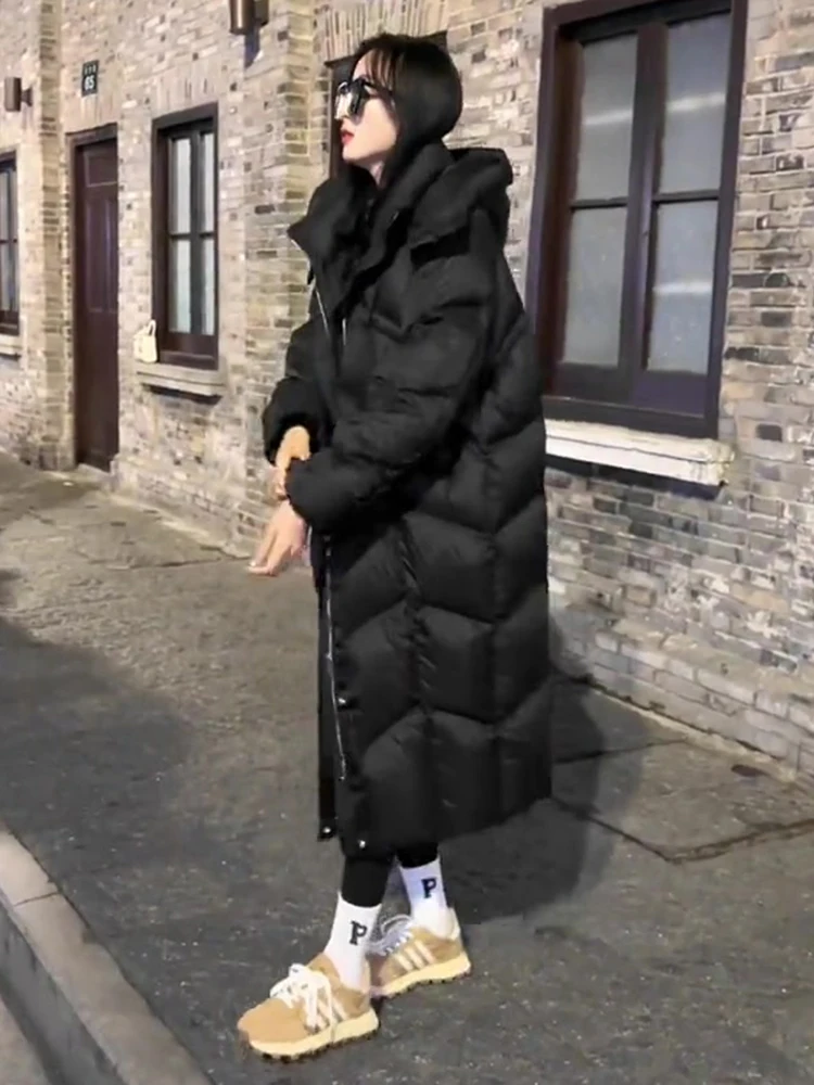 Długi płaszcz puchowy z kapturem, za kolano, damski, ciepły, w stylu koreańskim, prosty krój, materiał z pamięcią kształtu.