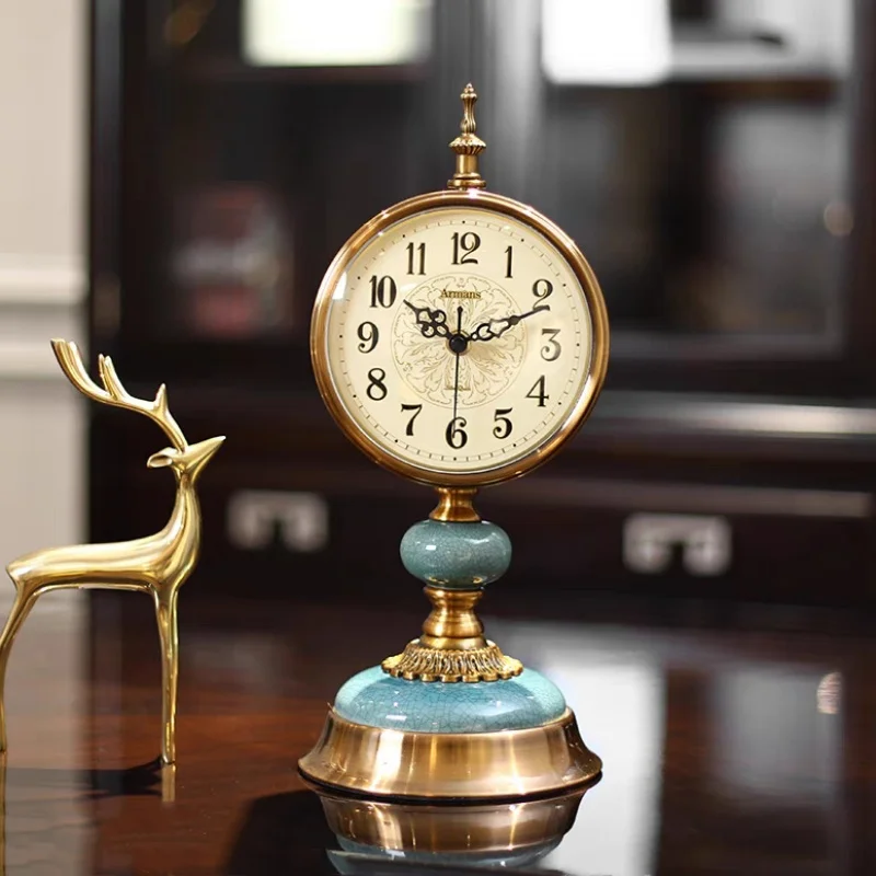 

Metal Table Clock Vintage Decorative Artwork Luxury Design Golden Desk Ornament Home Decor