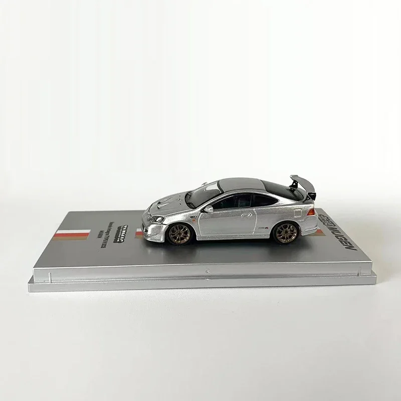 Tarmac Works 1:64 Alloy Model Car Integra TYPE DC5 Die-Cast Vehicle -Silver