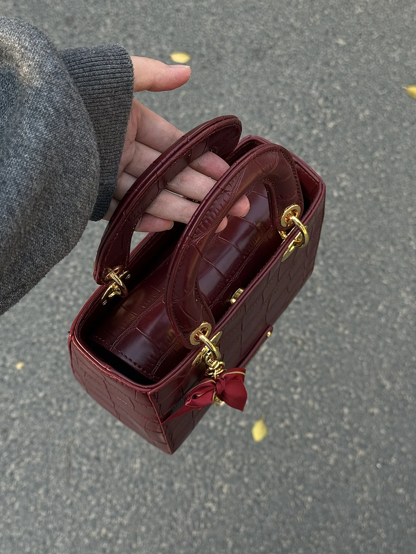 amiciyah-crocodile-pattern-wedding-bag-fashionable-high-end-women's-handbag-sweet-lady-style-crossbody-bag-for-bride-and-mom