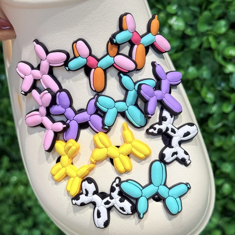 12 قطعة بالون الكلب الكرتون إبزيم حذاء اكسسوارات الأحذية البلاستيكية سحر قباقيب دبابيس ديكور الاطفال امرأة حفلة هدية #3