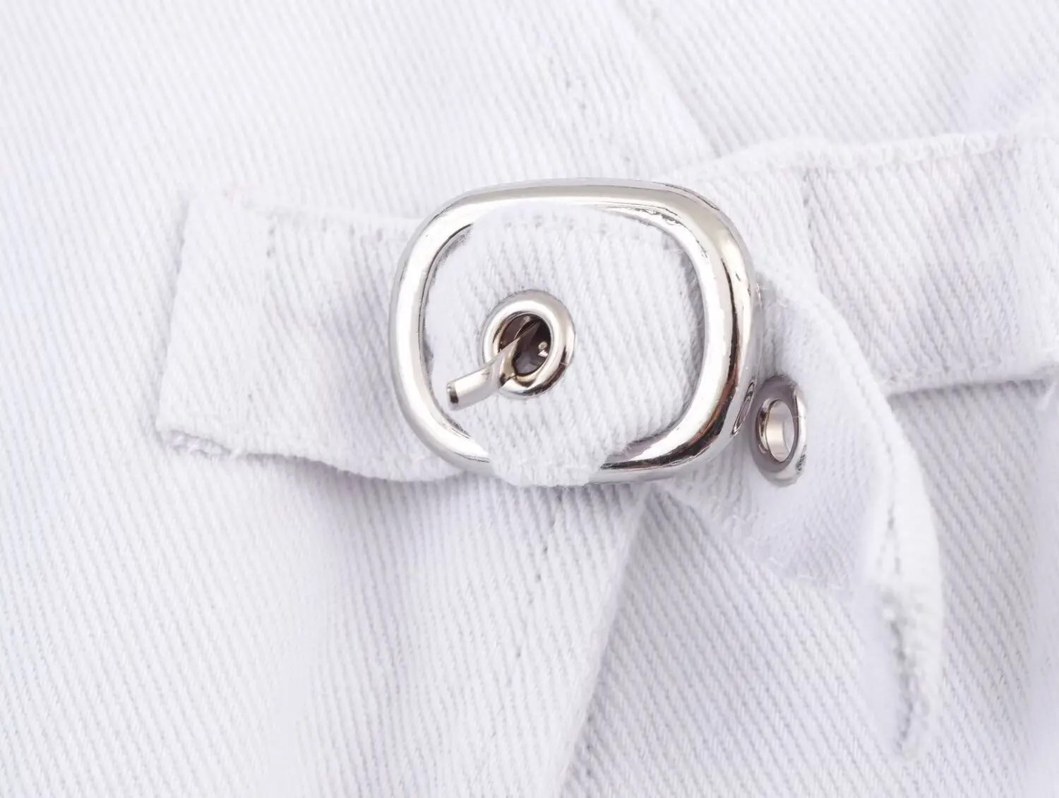 Nieuwe zomer dameskleding 2025, Europese en Amerikaanse stijl, Frans modeontwerp, gespdecoratie denim vest