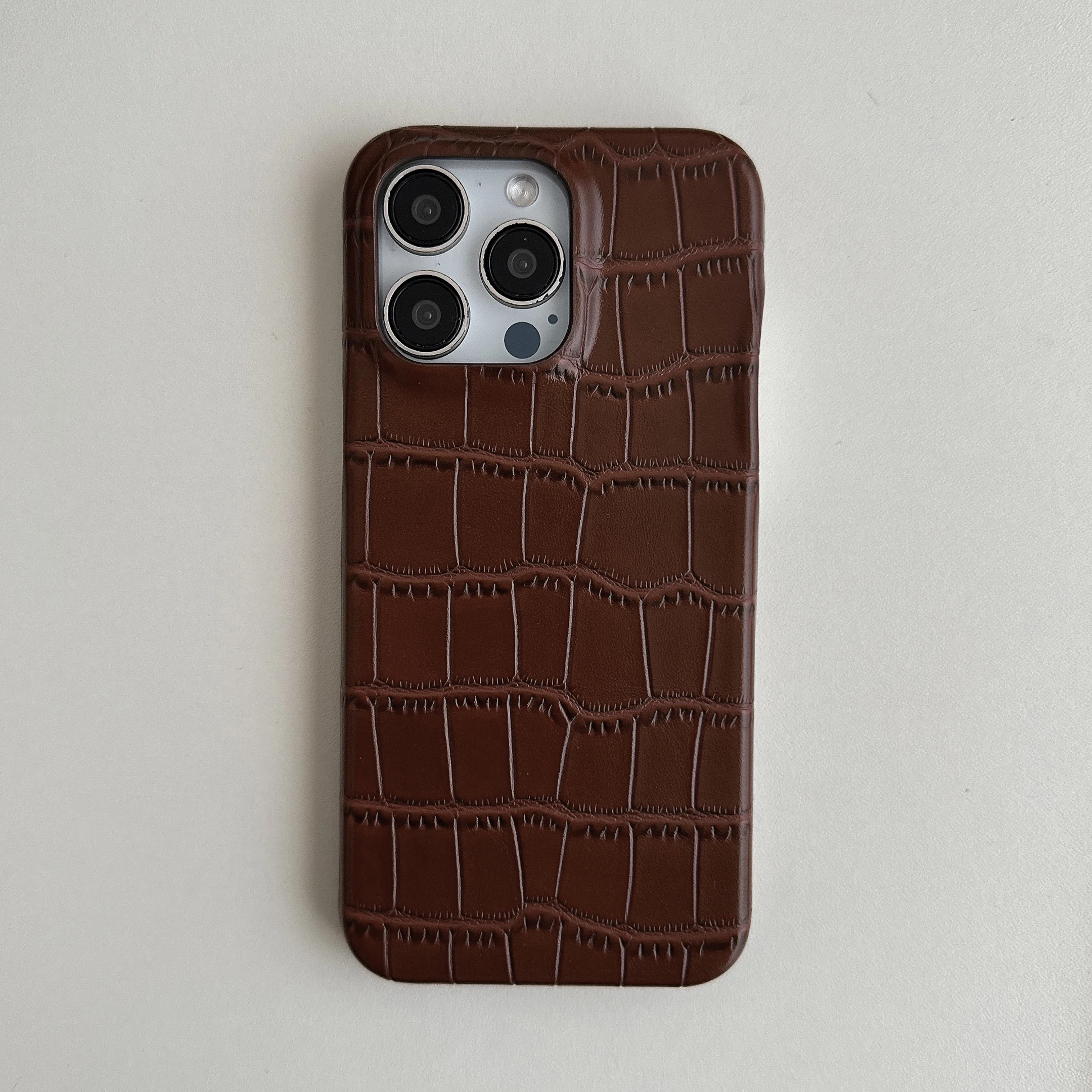 Creative INS Grey & Brown Alligator Skin Texture Fashion Phone Case for iPhone 16 15 14 13 Pro Max Back Phone Cover Capa