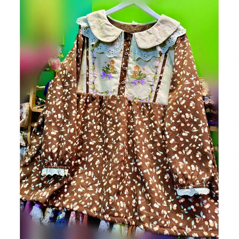 Camicetta di pizzo babydoll patchwork con ricamo in velluto a coste in pile femminile Camicetta invernale vintage Cottagecore Sweet Lolita Bohemian Hippie Top