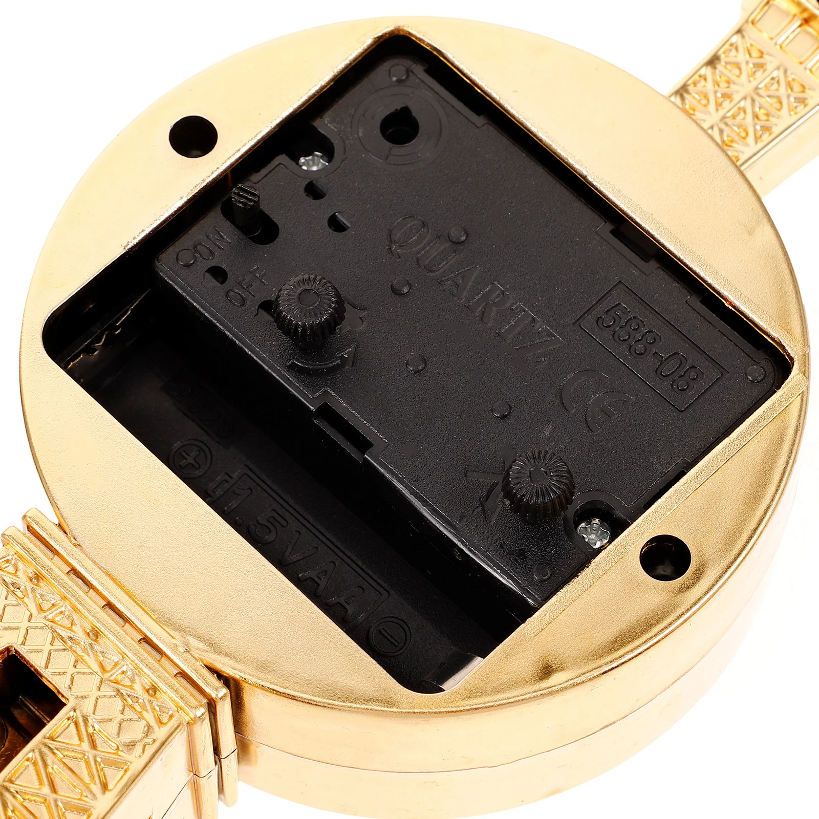 

Retro Eiffel Tower Shaped Clock Vintage Tabletop Decorative Alarm Clock for Bedside Desk Silent Operated