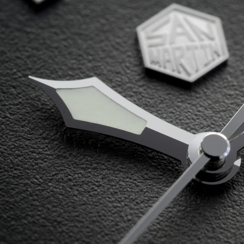 2025 San Martin 42mm Homens Luxo Mergulhador Relógio PT5000 Automático Mecânico Safira Aço Inoxidável 20Bar Relógio de Pulso de Couro SN0055