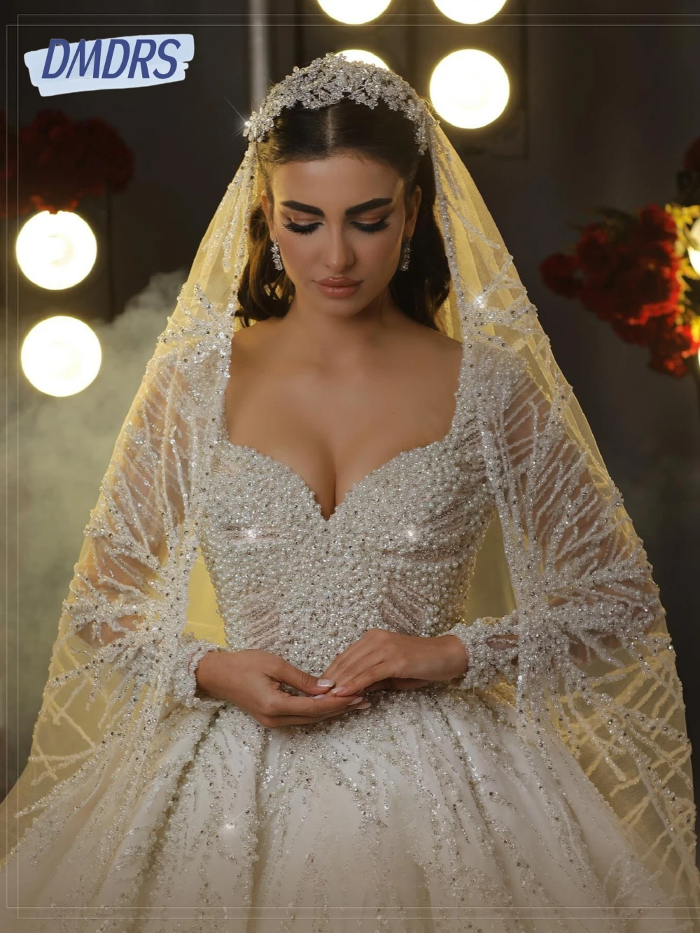 

Intricate V Neck No Veil Wedding Dress Exquisite Beading Pearls 2025 Modern Long Sleeves Customized Graceful Women Bridal Gown