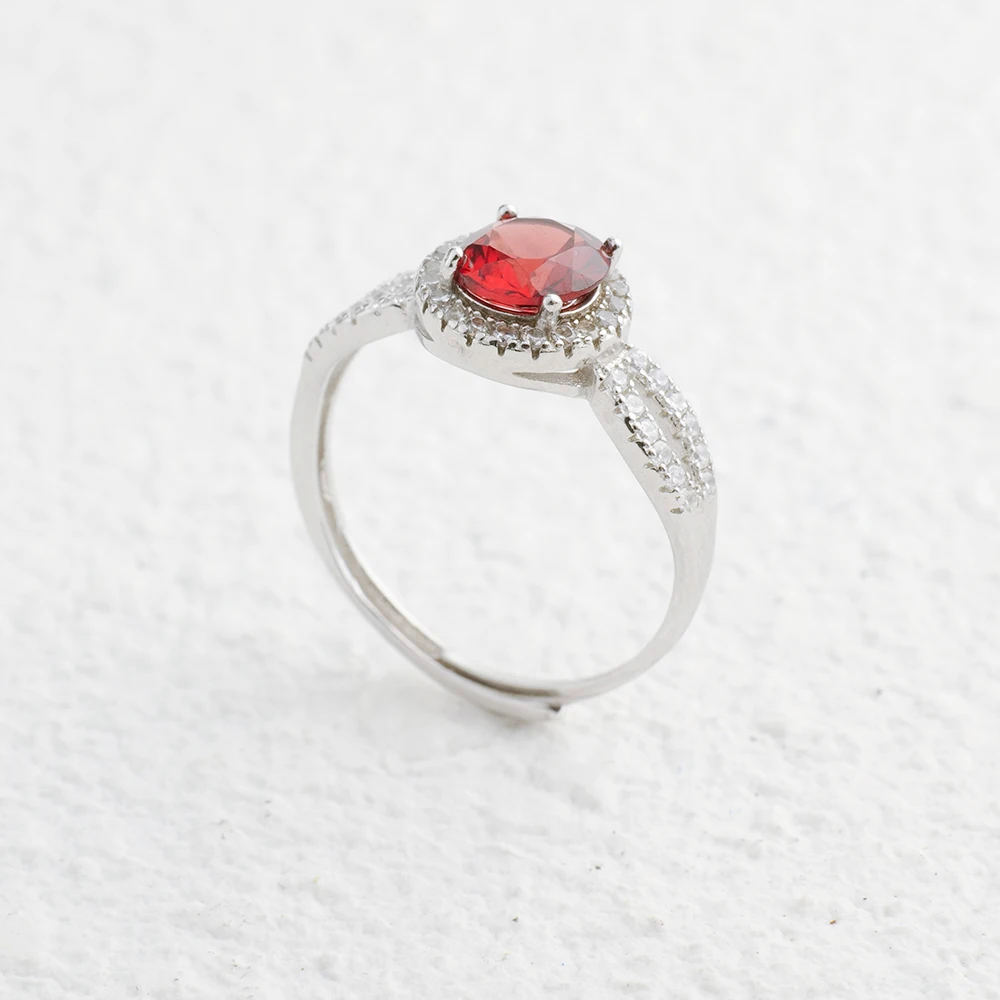 

Adjustable S925 Silver Natural Garnet Ring Exquisite Bowknot Design 6.5mm Round Gemstone Dark Red Gemstone Bohemian Jewelry