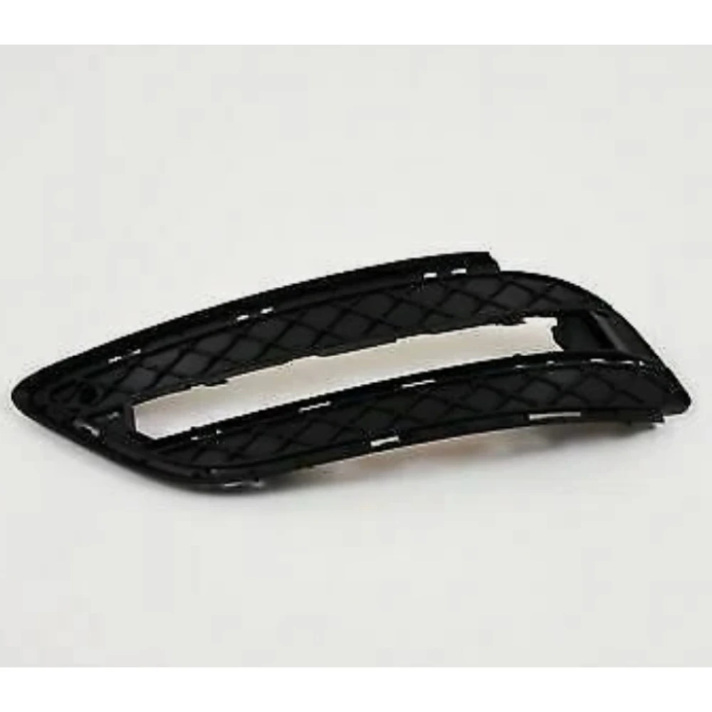 Front bumper fog lamp cover A2468850622 A2468850722 For Mercedes Benz B-Class W246 2012-2014  W242