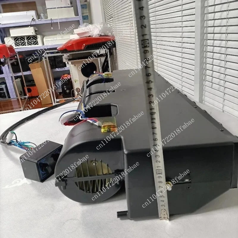 Universal 12V 24V Vehicle Air Conditioner for Van Truck Cab AC System