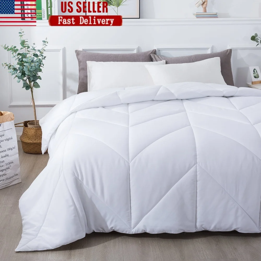 

Hypoallergenic Down Alternative Comforter King Size Microfiber Polyester Chevron Design Machine Washable Cozy Warmth