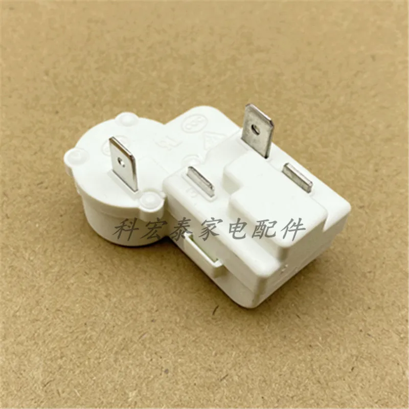 1pcs Refrigerator parts compressor PTC starter ZHB60-120P4.7 ZHB69-120P15 ZHB48-125P15 overload protection relay