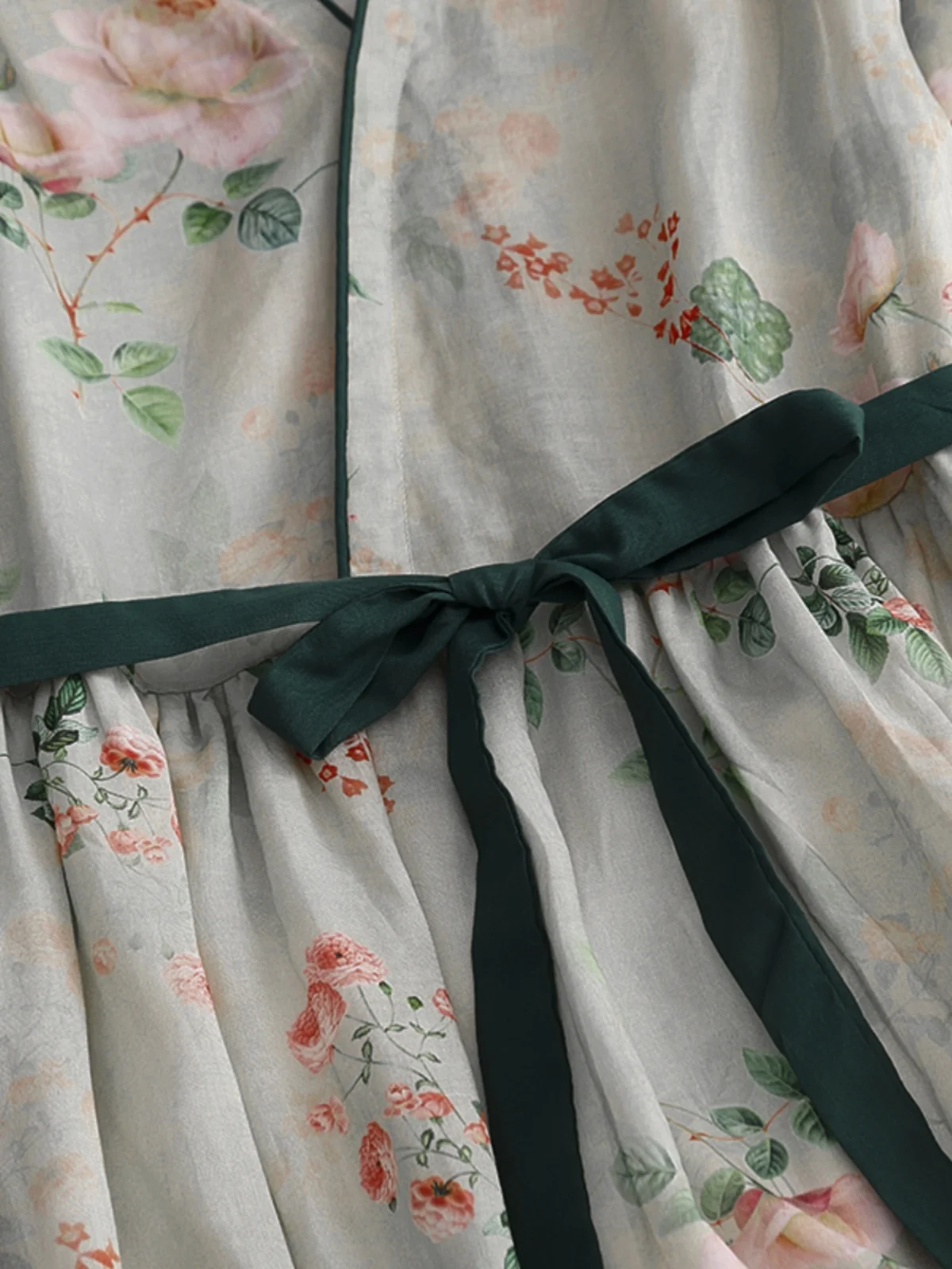 فستان صيفي طويل بدون أكمام من الكتان بنقشة زهور عتيقة، فضفاض ونحيف بياقة على شكل V وخصر ضيق وتنورة واسعة بخصر مرتفع