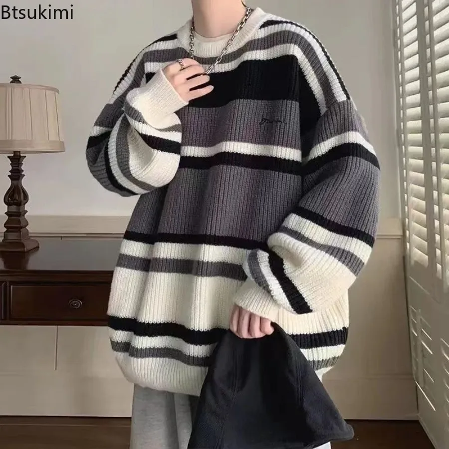 2026 New Autumn Winter Stripe Pullover Hong Kong Style Sweater Casual Round Neck Loose Contrast Color Knitted Men Sweater Coats