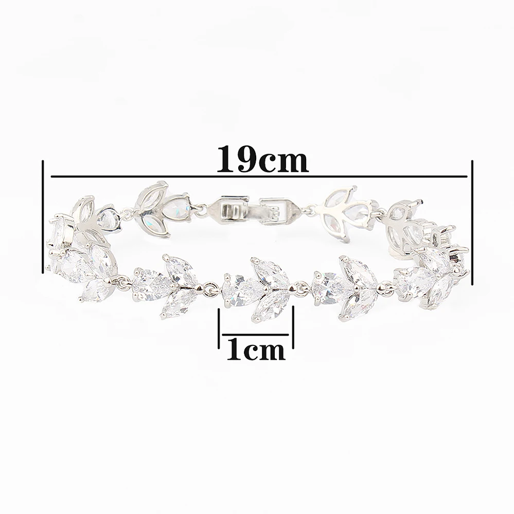 Bettyue New Trendy Elegant Cubic Zircon Bracelet Charming Dress-Up For Women Noble Wedding Party Three Colors Choice  Fancy Gift