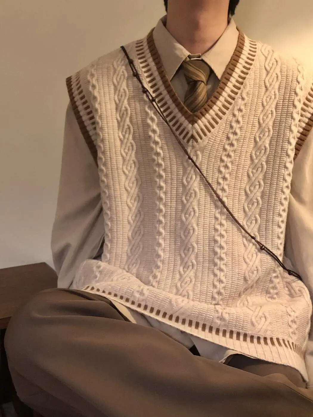 Autumn and winter retro twist striped sweater casual pure cashmere sweater vest men