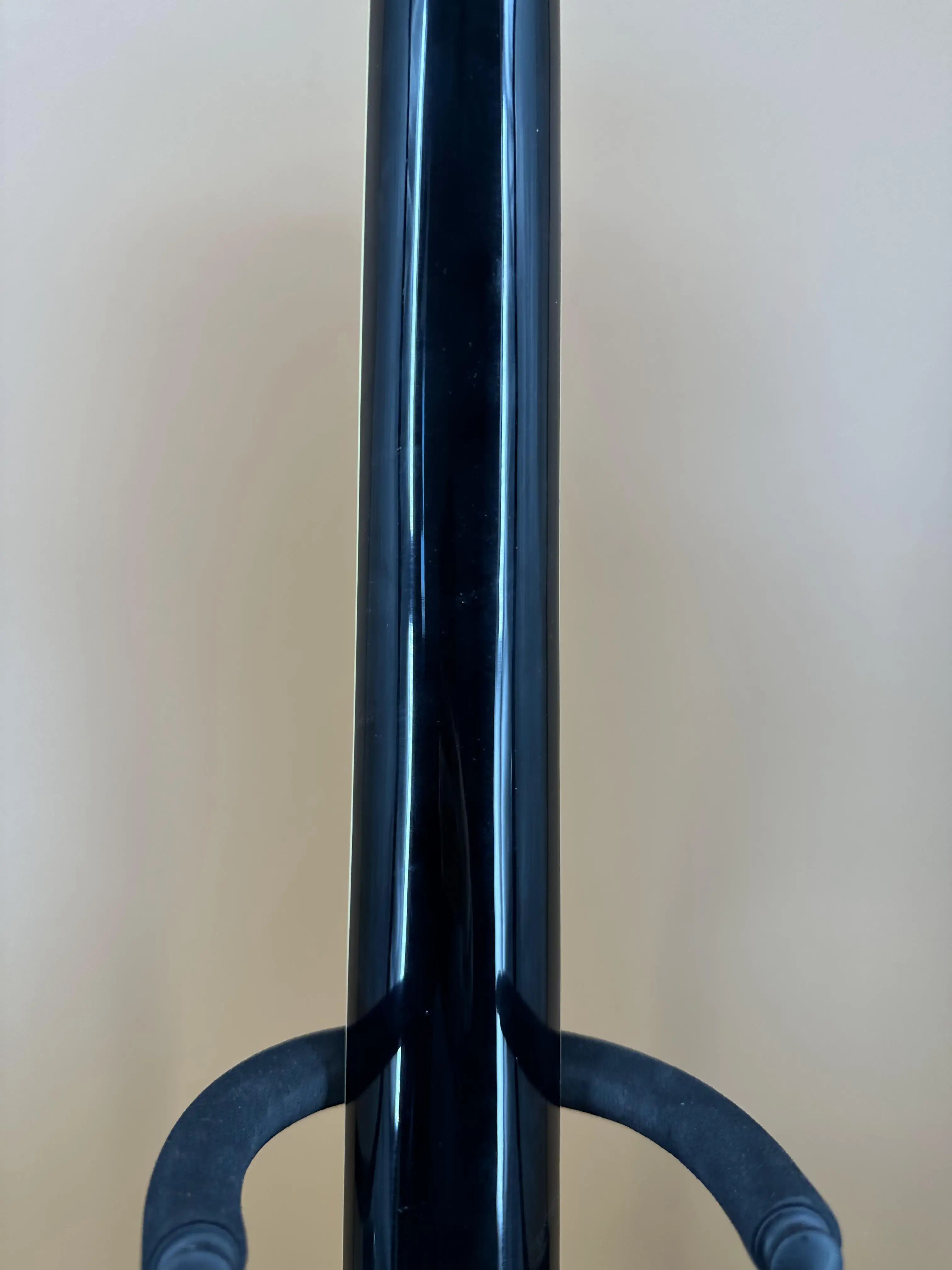 جيتار كهربائي أسود مع بيك اب H-H، جسم من خشب الكرز، لوح فريتس من خشب الورد، إكسسوارات فضية، هدية عيد الميلاد شحن مجاني