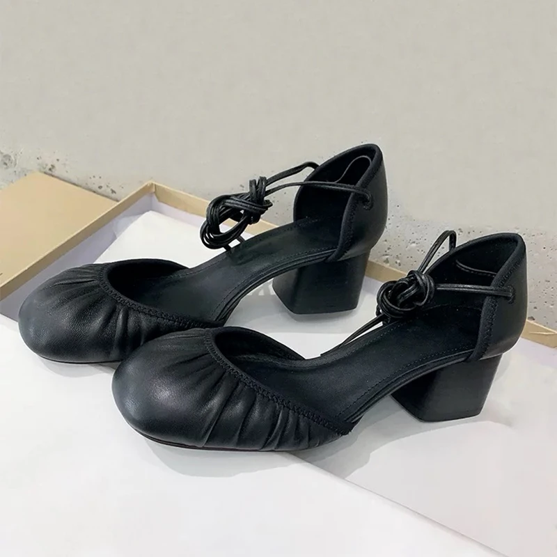 

Женские сандалии из натуральной кожи2025Летние туфли Мягкая овчина с ремешком на щиколотке Модные туфли Мэри Джейн на плоской подошве Туфли для парижских танцев