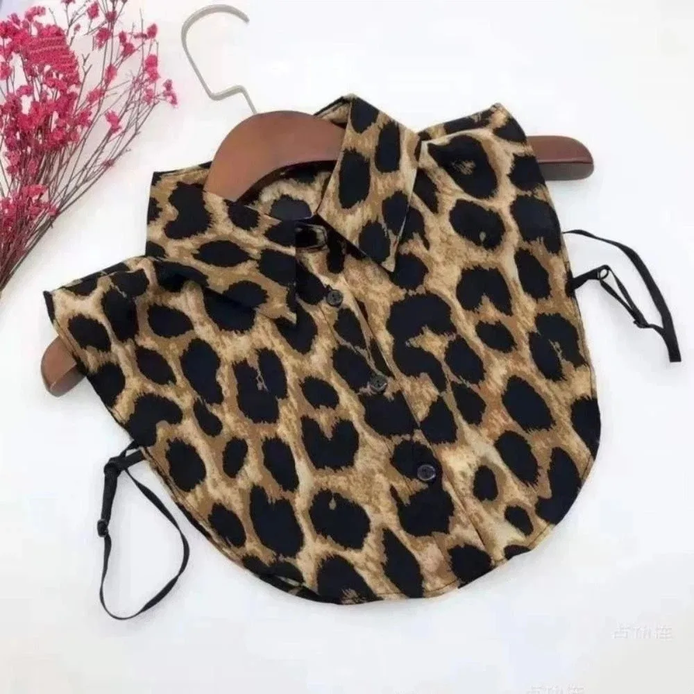Leopard Print False Collar Lightweight Decorative Faux Shirt Collar Elegant Pleated Design Detachable Collar Layering Top