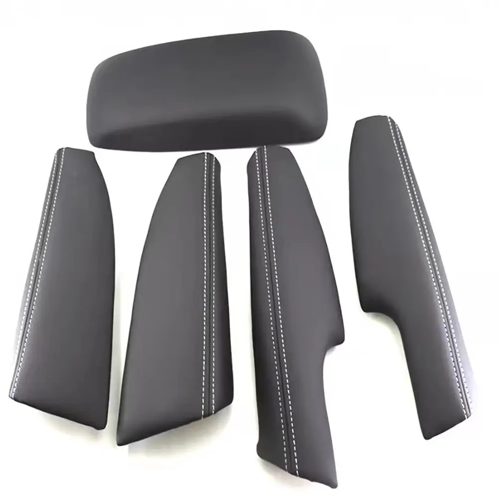 Suitable for Toyota Corolla 2013 2014 2015 2016 2017 2018 E170 sedan door armrest leather cover gloves