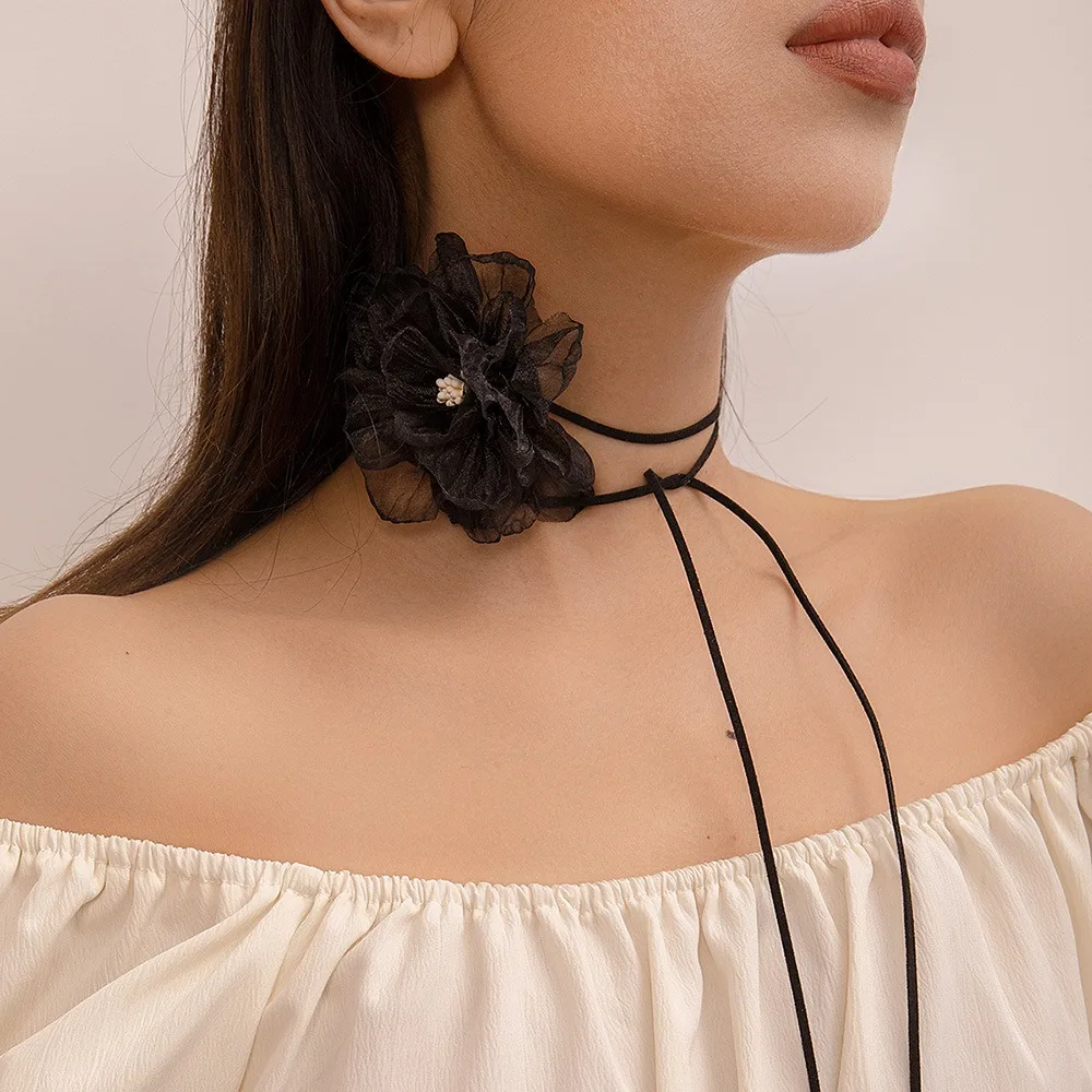 Wax Line Rope Flower Necklace new Elegant Y2K Hand-tied Necklaces Large Flower Choker