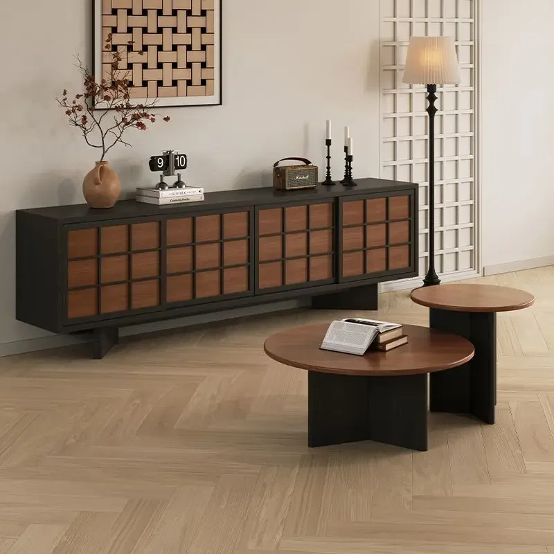 

Several combinations of small apartments, retro and high storage electricity