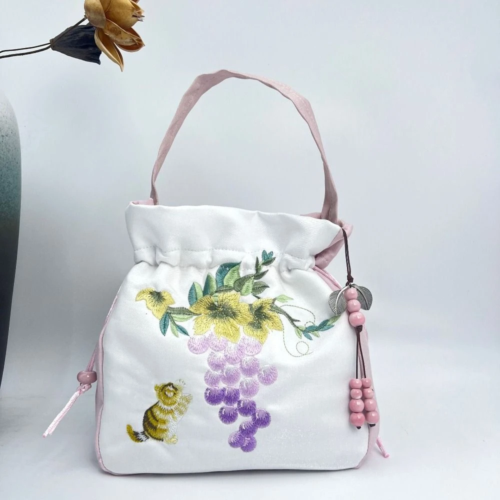 

Ethnic Style Embroidery Drawstring Bag Flower Bucket Bag Shoulder Bag Chinese Style Handbag Purse Storage Bag Hanfu Tassel Bag