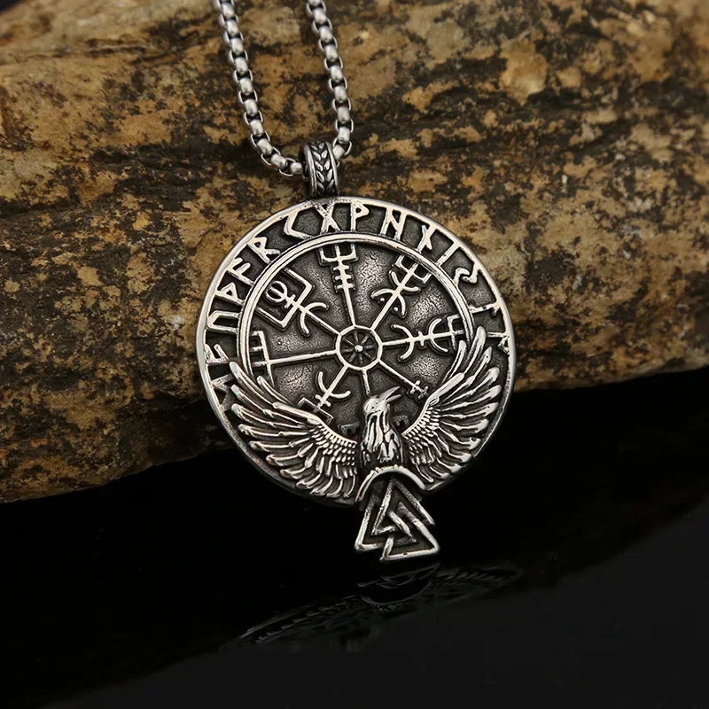 Nordic Compass Rune Triangle Knot Pendant Necklace Men's Vintage Odin's Raven Necklace Amulet Jewelry