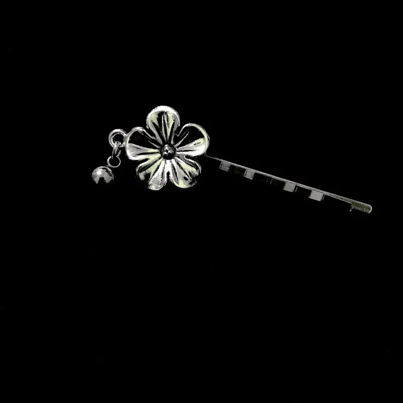 Vintage New nappa Star Pendant Bobby Pin Clip Headwear Butterfly Barrettes Flower Metal Y2k Hairpin accessori per capelli per le donne